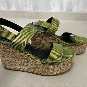 Elegant Green Patterned Wedge Sandals